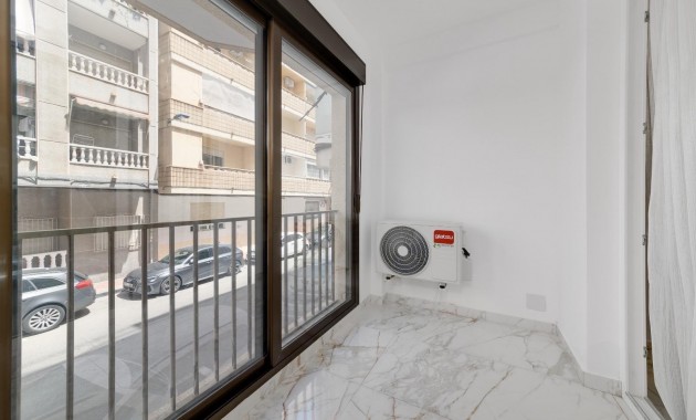 Herverkoop - Appartement / flat -
Torrevieja - torrevieja