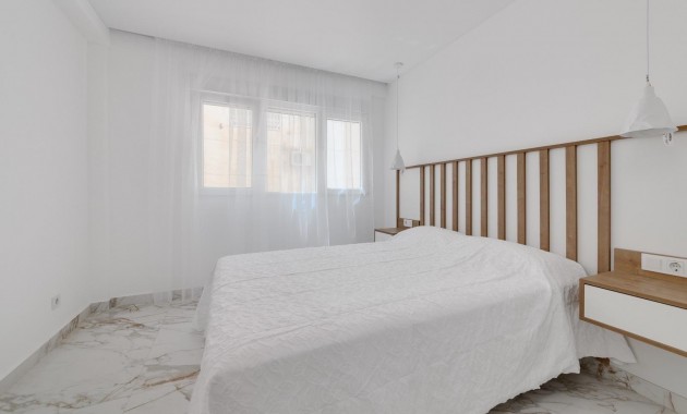 Herverkoop - Appartement / flat -
Torrevieja - torrevieja