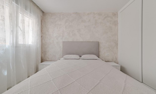 Herverkoop - Appartement / flat -
Torrevieja - torrevieja