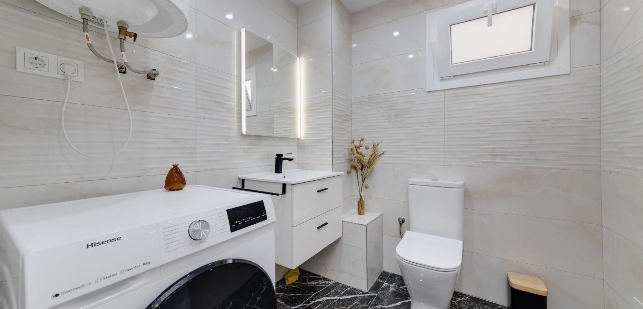 Herverkoop - Appartement / flat -
Torrevieja - torrevieja