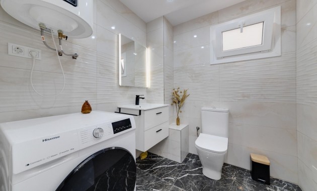 Herverkoop - Appartement / flat -
Torrevieja - torrevieja