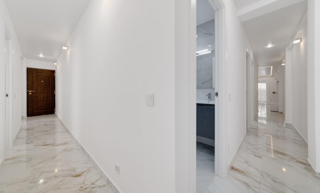 Herverkoop - Appartement / flat -
Torrevieja - torrevieja