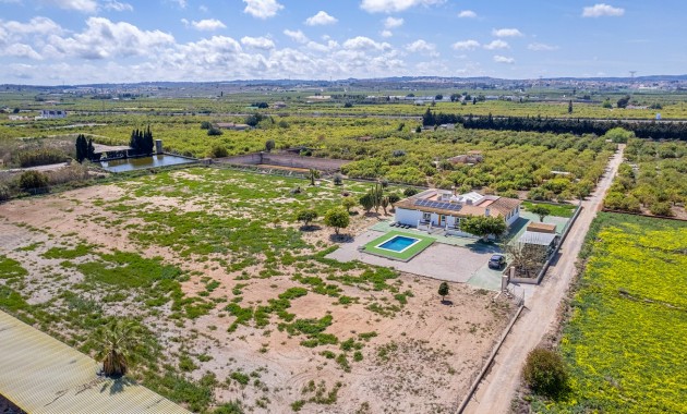 Sale - Villa -
Los Montesinos