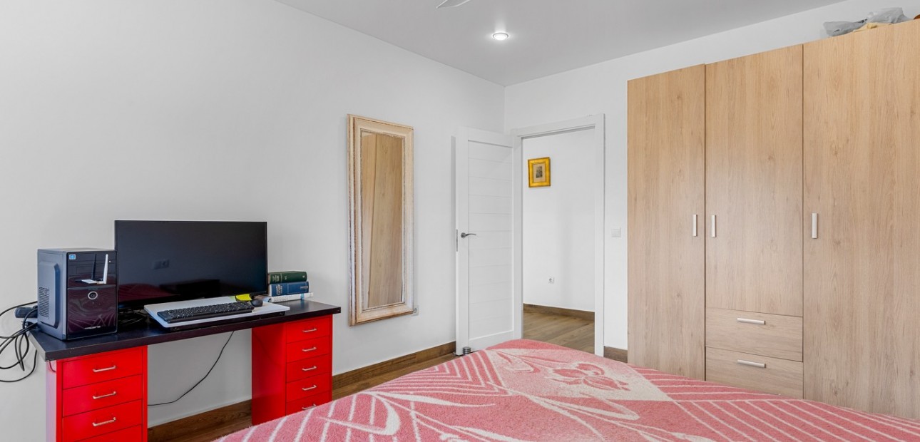 Sale - Villa -
Los Montesinos