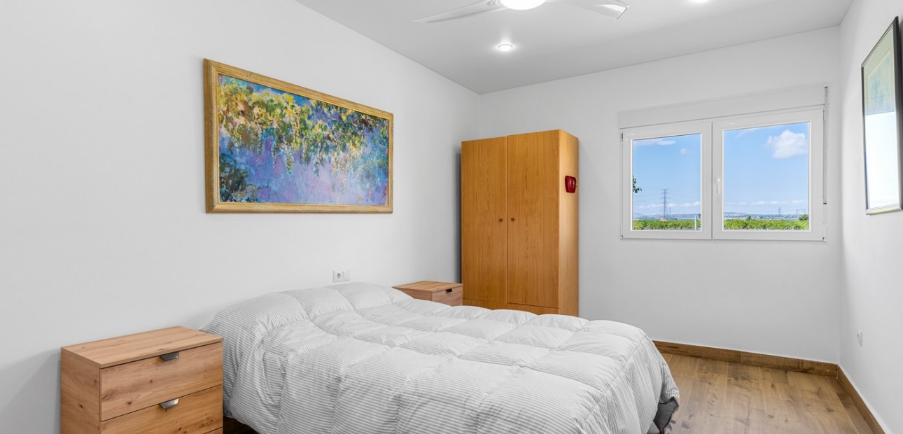 Sale - Villa -
Los Montesinos