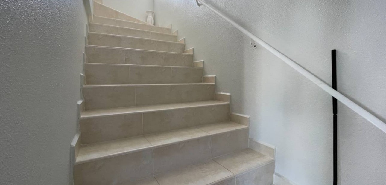 Herverkoop - Villa -
Ciudad Quesada