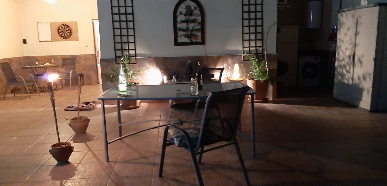 Herverkoop - Country Property -
Catral