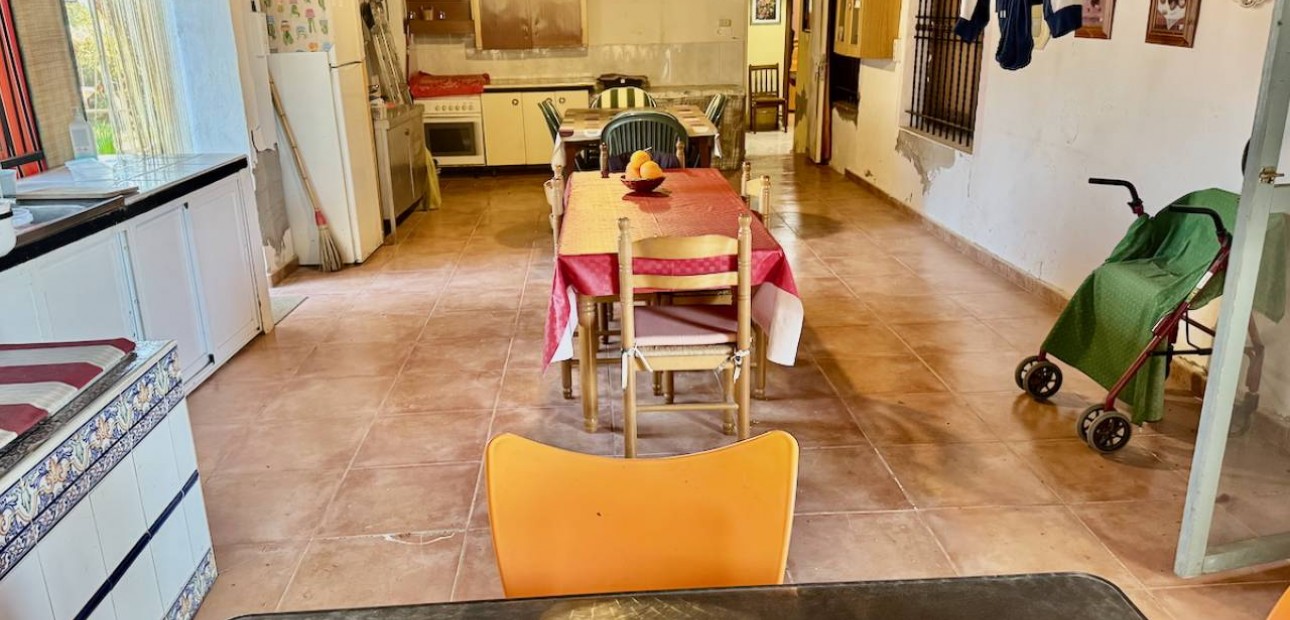 Herverkoop - Villa -
Guardamar del Segura