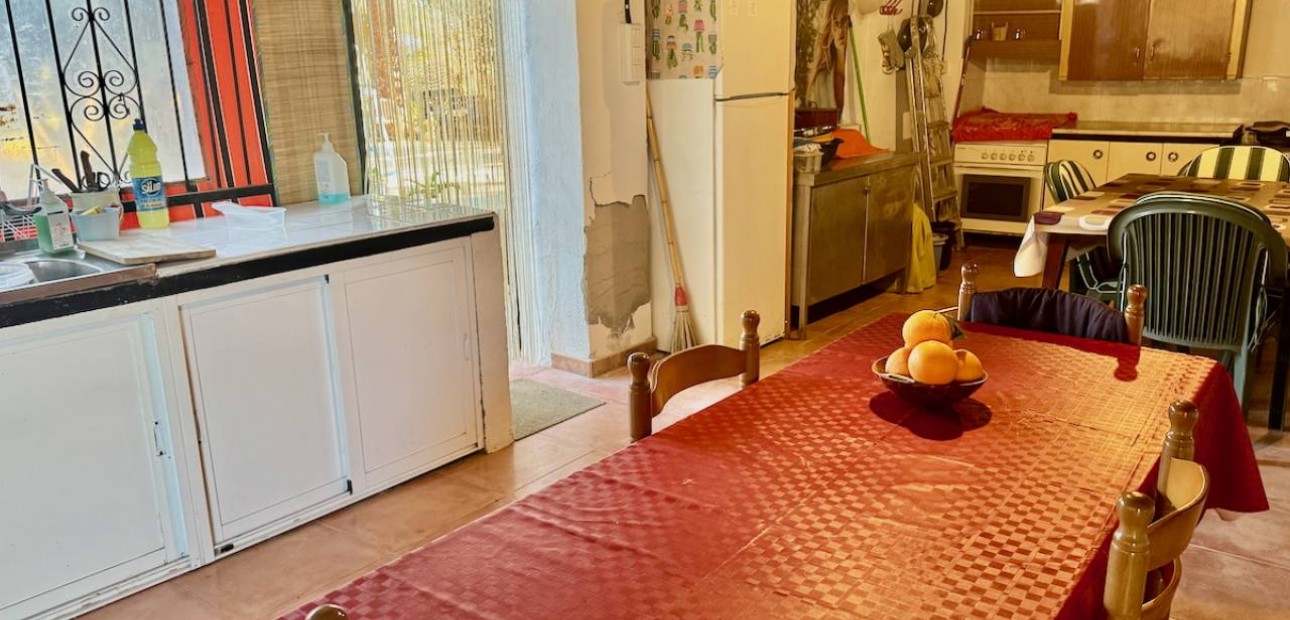 Herverkoop - Villa -
Guardamar del Segura