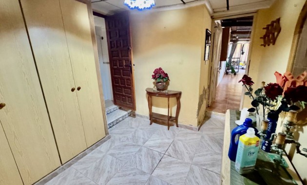 Herverkoop - Villa -
Guardamar del Segura