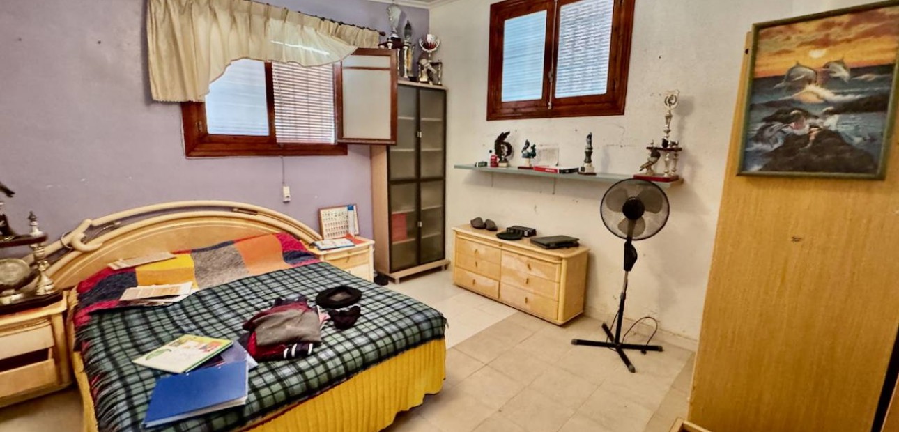 Herverkoop - Villa -
Guardamar del Segura