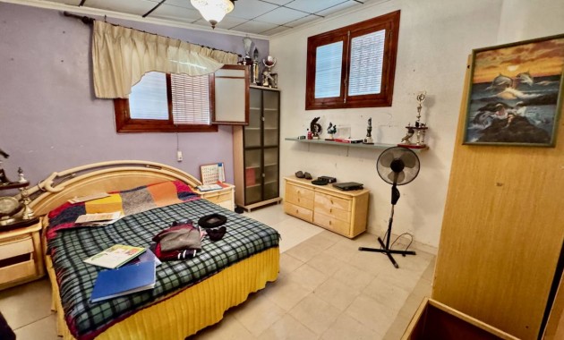 Herverkoop - Villa -
Guardamar del Segura