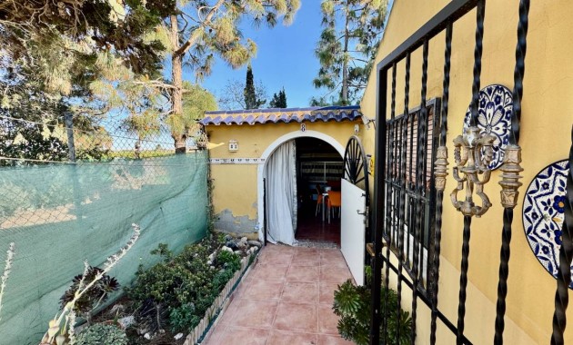 Herverkoop - Villa -
Guardamar del Segura