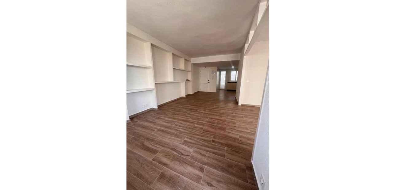 Herverkoop - Appartement / flat -
Torrevieja - torrevieja