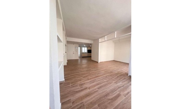 Herverkoop - Appartement / flat -
Torrevieja - torrevieja