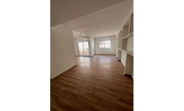 Herverkoop - Appartement / flat -
Torrevieja - torrevieja