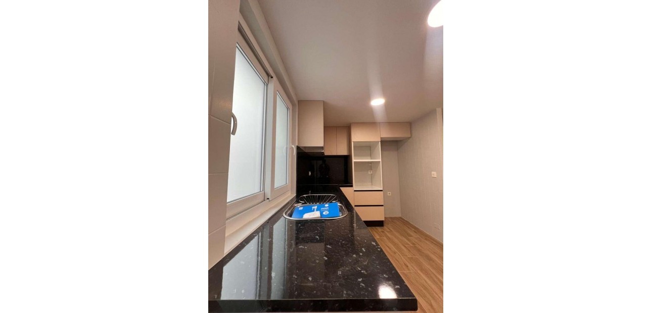 Herverkoop - Appartement / flat -
Torrevieja - torrevieja