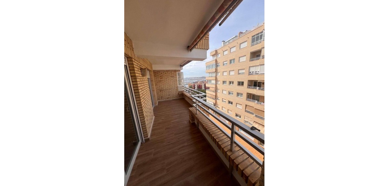 Herverkoop - Appartement / flat -
Torrevieja - torrevieja