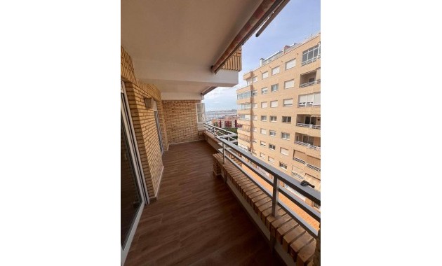 Herverkoop - Appartement / flat -
Torrevieja - torrevieja