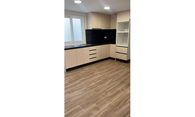 Herverkoop - Appartement / flat -
Torrevieja - torrevieja