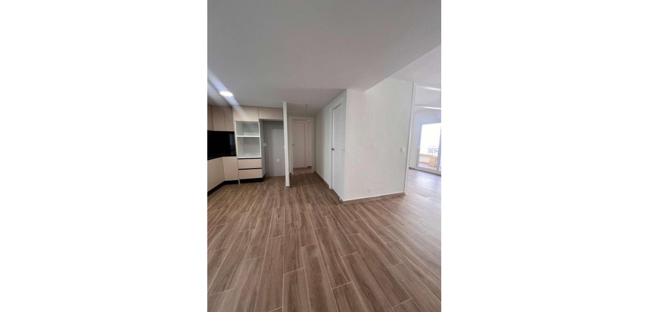 Herverkoop - Appartement / flat -
Torrevieja - torrevieja