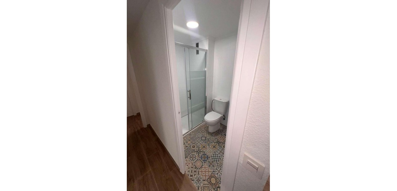 Herverkoop - Appartement / flat -
Torrevieja - torrevieja