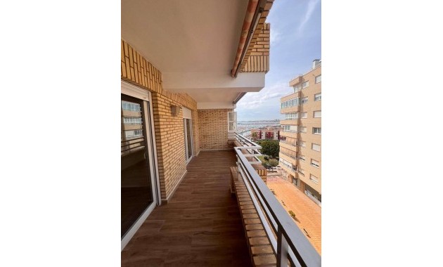 Herverkoop - Appartement / flat -
Torrevieja - torrevieja