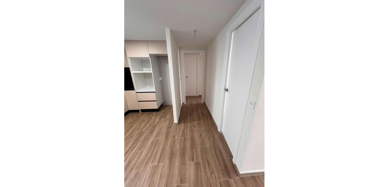 Herverkoop - Appartement / flat -
Torrevieja - torrevieja