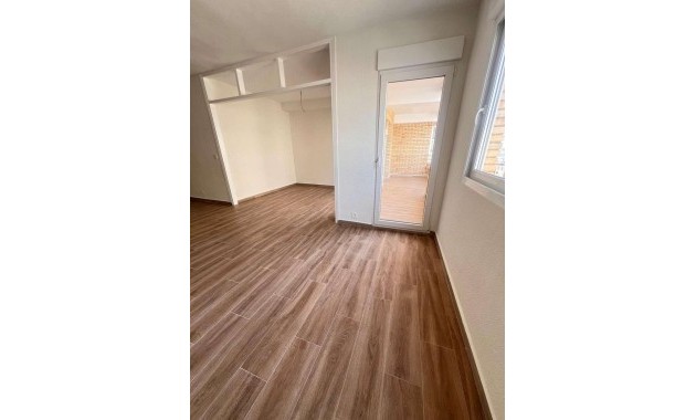 Herverkoop - Appartement / flat -
Torrevieja - torrevieja