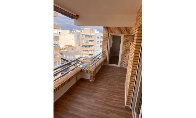 Herverkoop - Appartement / flat -
Torrevieja - torrevieja