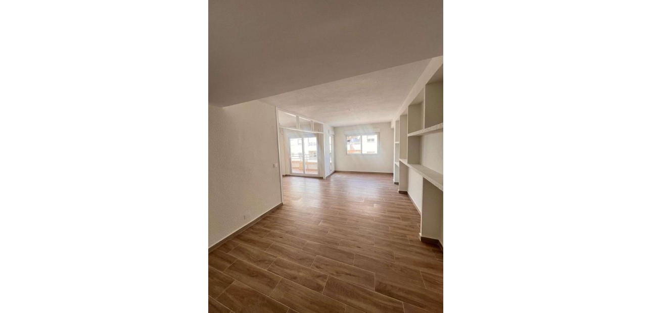 Herverkoop - Appartement / flat -
Torrevieja - torrevieja