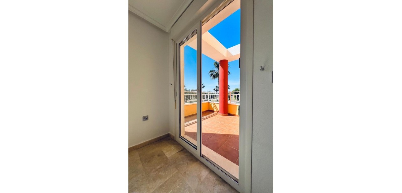 Venta - House -
Guardamar del Segura - EL RASO