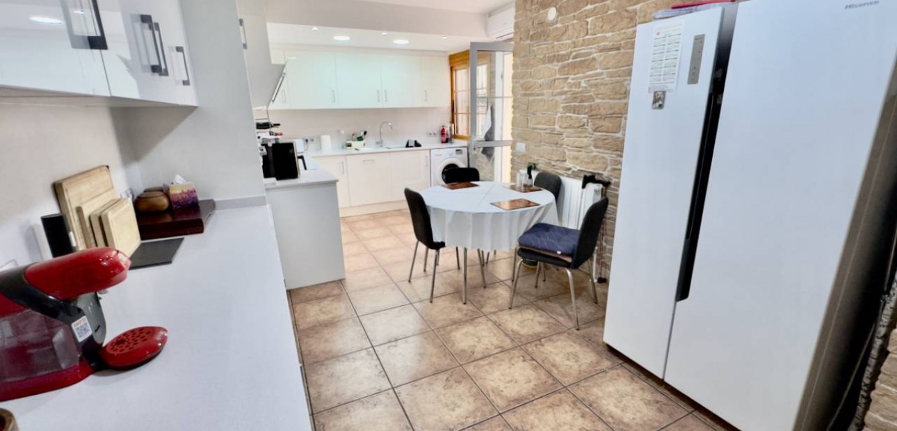 Herverkoop - Semi Detached -
Benijofar