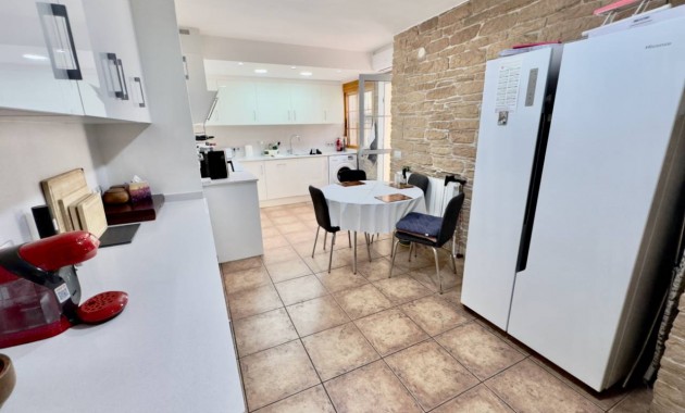 Herverkoop - Semi Detached -
Benijofar
