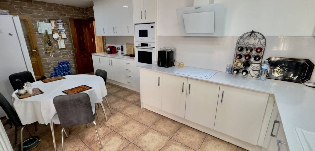 Herverkoop - Semi Detached -
Benijofar