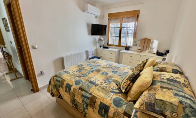Herverkoop - Semi Detached -
Benijofar