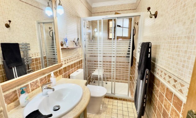 Herverkoop - Semi Detached -
Benijofar