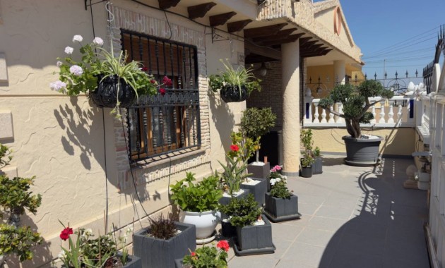 Herverkoop - Semi Detached -
Benijofar