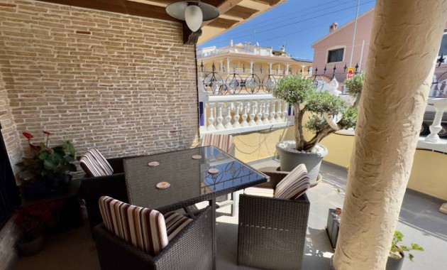 Herverkoop - Semi Detached -
Benijofar