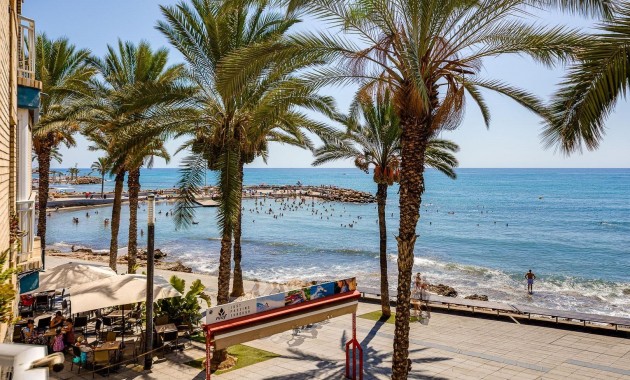 Herverkoop - Appartement / flat -
Torrevieja - torrevieja