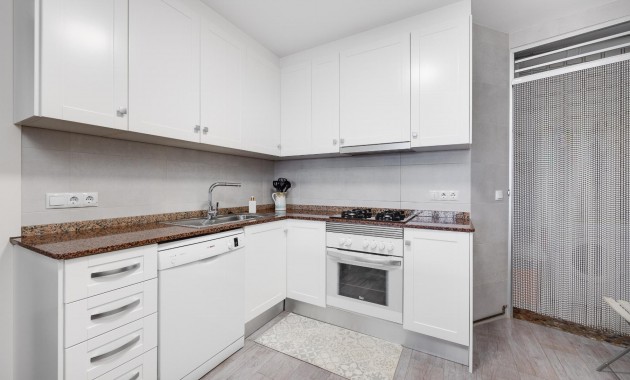 Herverkoop - Appartement / flat -
Torrevieja - torrevieja