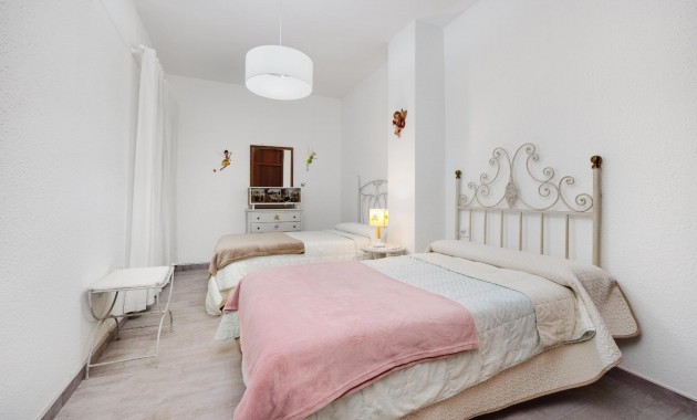 Herverkoop - Appartement / flat -
Torrevieja - torrevieja