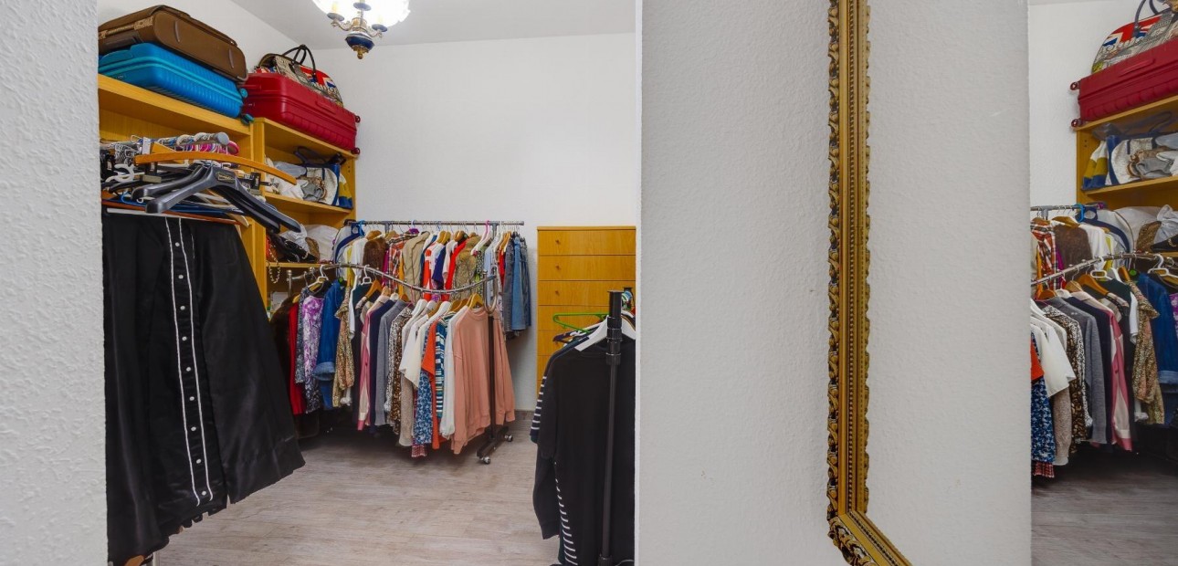 Herverkoop - Appartement / flat -
Torrevieja - torrevieja