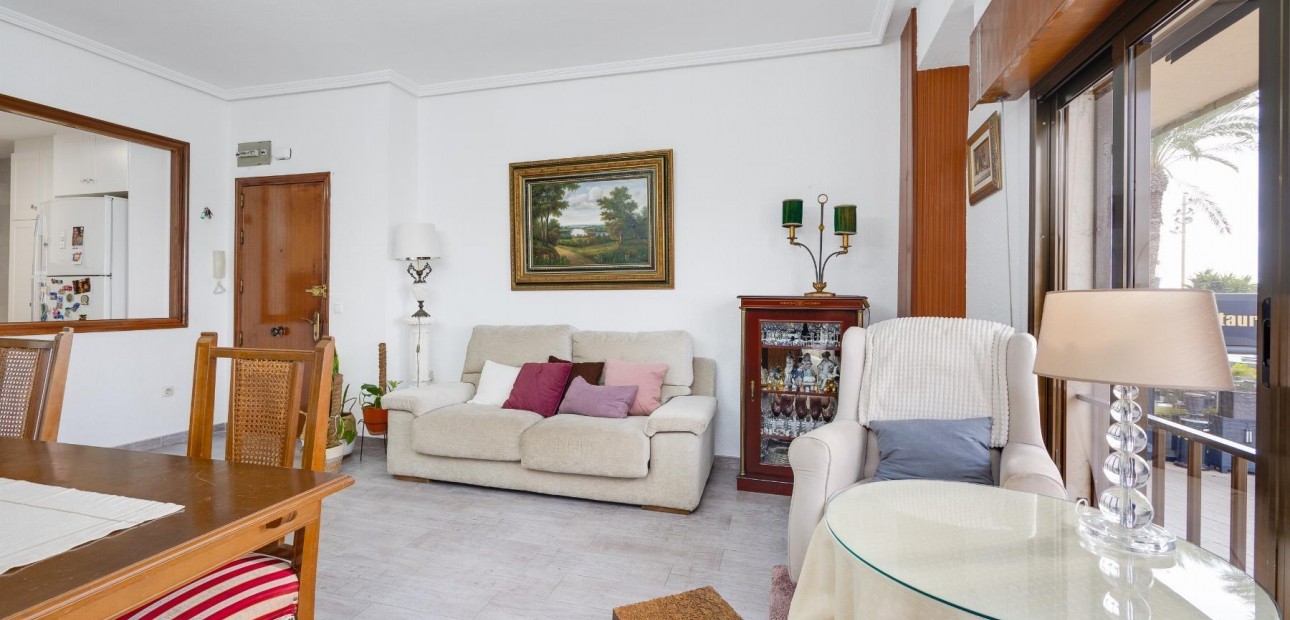 Herverkoop - Appartement / flat -
Torrevieja - torrevieja