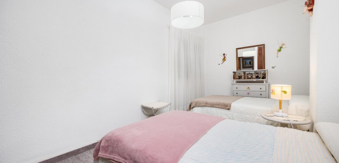 Herverkoop - Appartement / flat -
Torrevieja - torrevieja