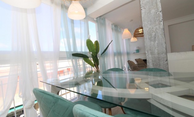 Herverkoop - Penthouse -
Lo Pagan - LA PUNTICA