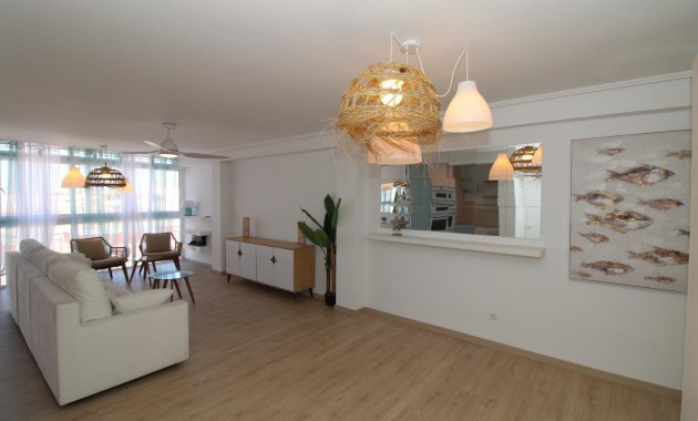 Herverkoop - Penthouse -
Lo Pagan - LA PUNTICA