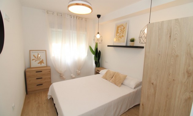 Herverkoop - Penthouse -
Lo Pagan - LA PUNTICA
