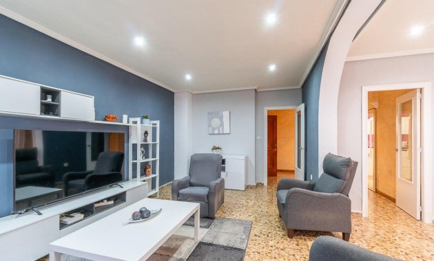 Venta - Apartamento / piso -
Torrevieja - Centro
