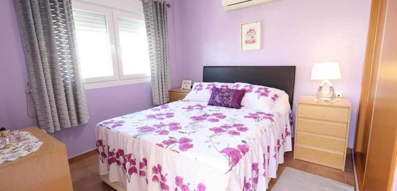 Sale - Villa -
Orihuela Costa - Lomas de Cabo Roig